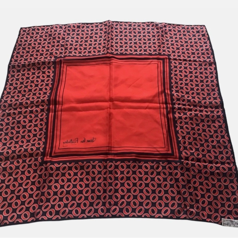 Vtg 70s Diane Von Furstenberg Silk scarf Red and Black Patterned Scarf